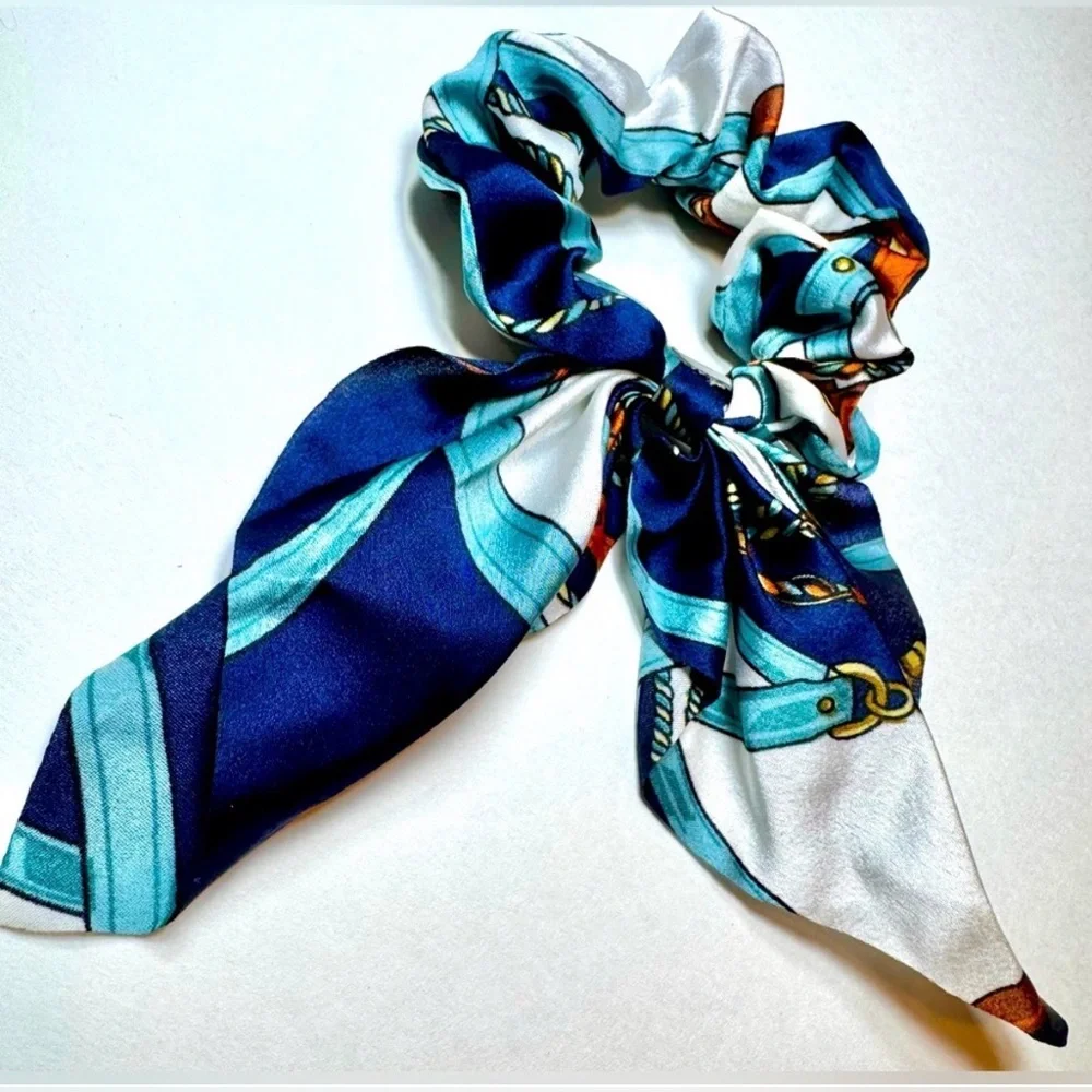 Lot of 7 Scarf Hair Scrunchies #1605 - Picture 4 of 12